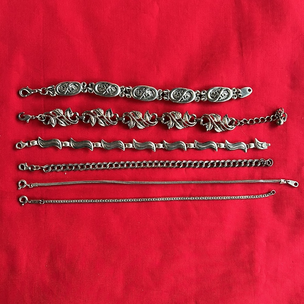 Six Silver Bracelets. - image 5